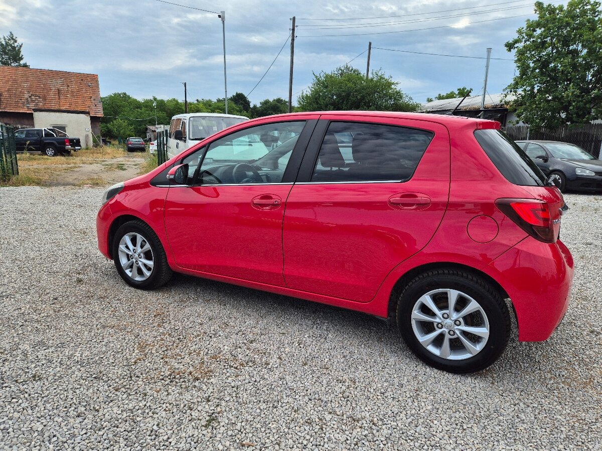 Toyota yaris - 12