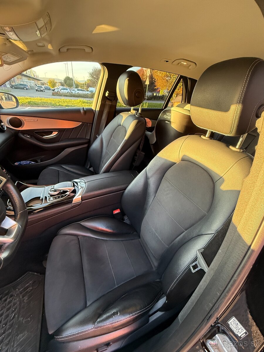 Mercedes GLC 250d 4MATIC A/T AMG line - 12