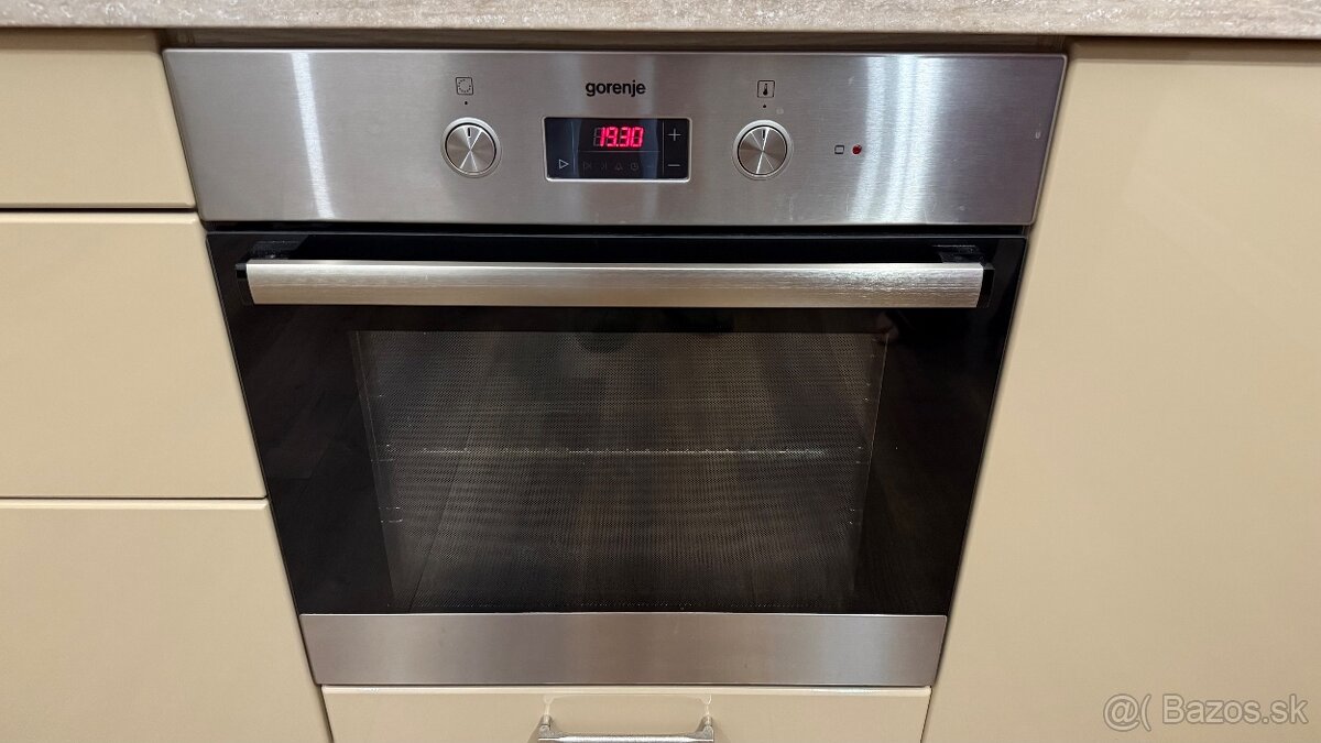 Kuchynská linka Decodom cappuccino lesklá so spotrebičmi - 12