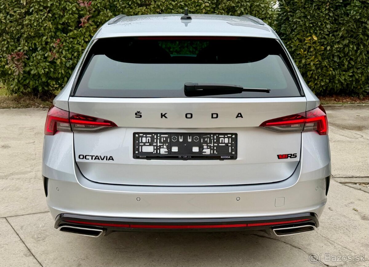 ŠKODA OCTAVIA COMBI RS BLACK LINE DSG,MATRIX,VIRTUAL,HEAD-UP - 12