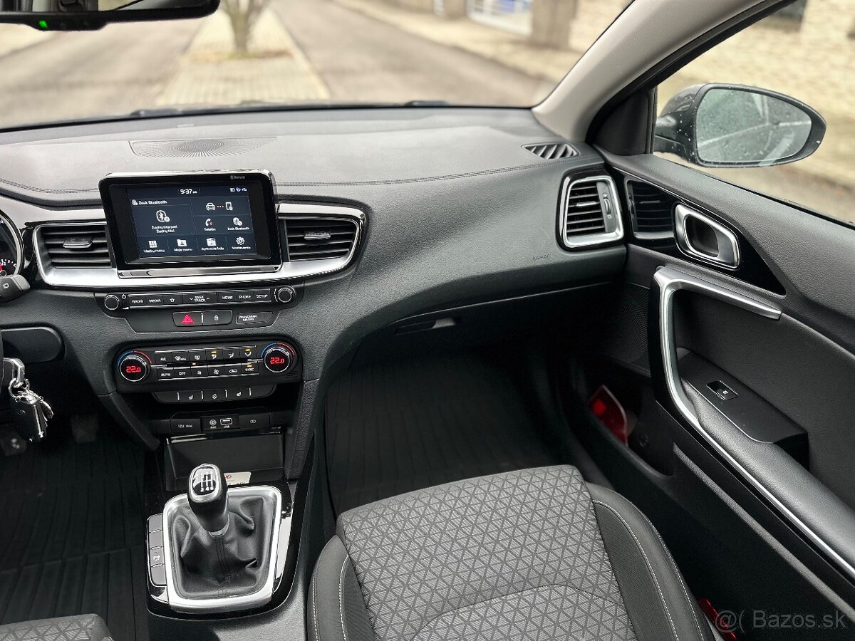 KIA Ceed 1.4 MPi Silver - 12