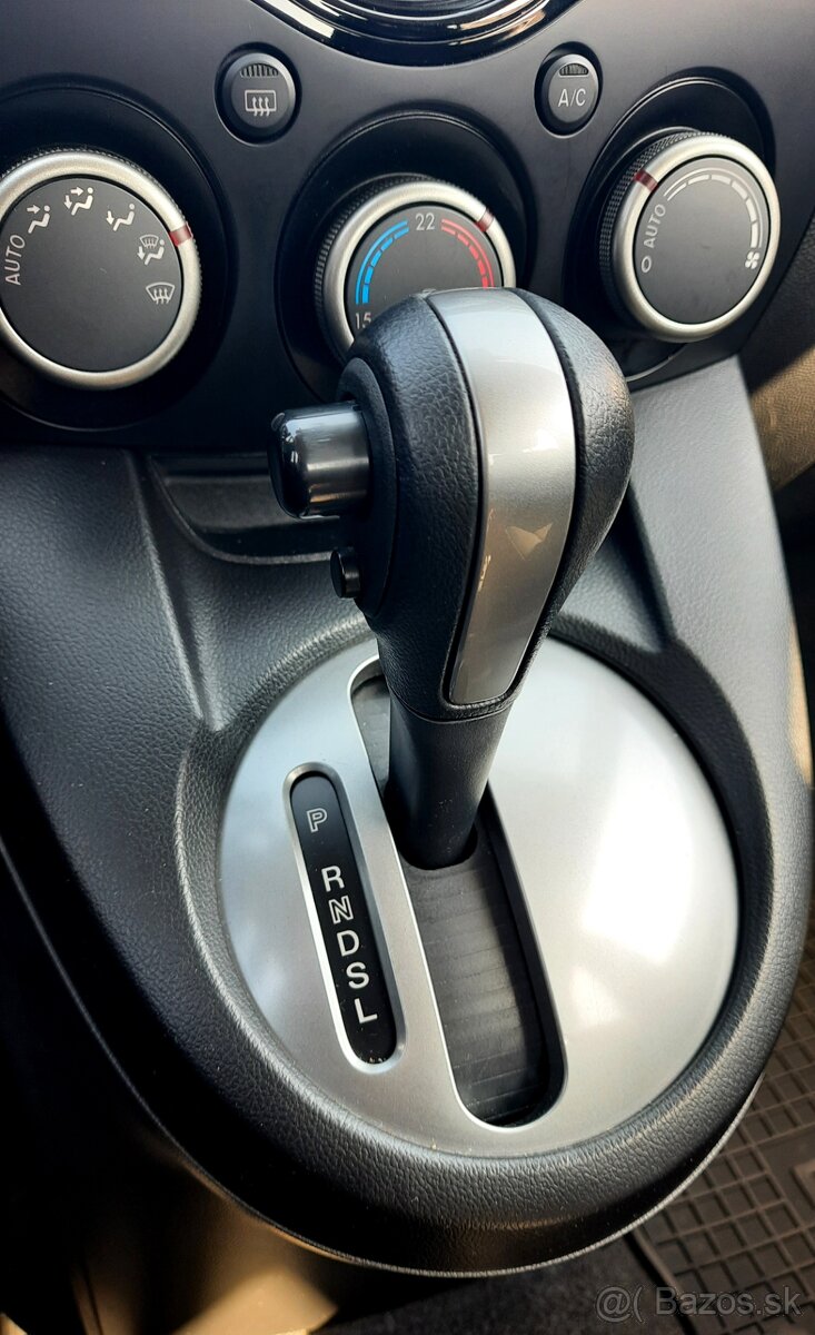 Predám Mazda 2 1.5 MZR TE A/T - 12