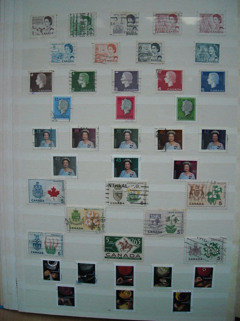 Album 2 na známky + známky - 12