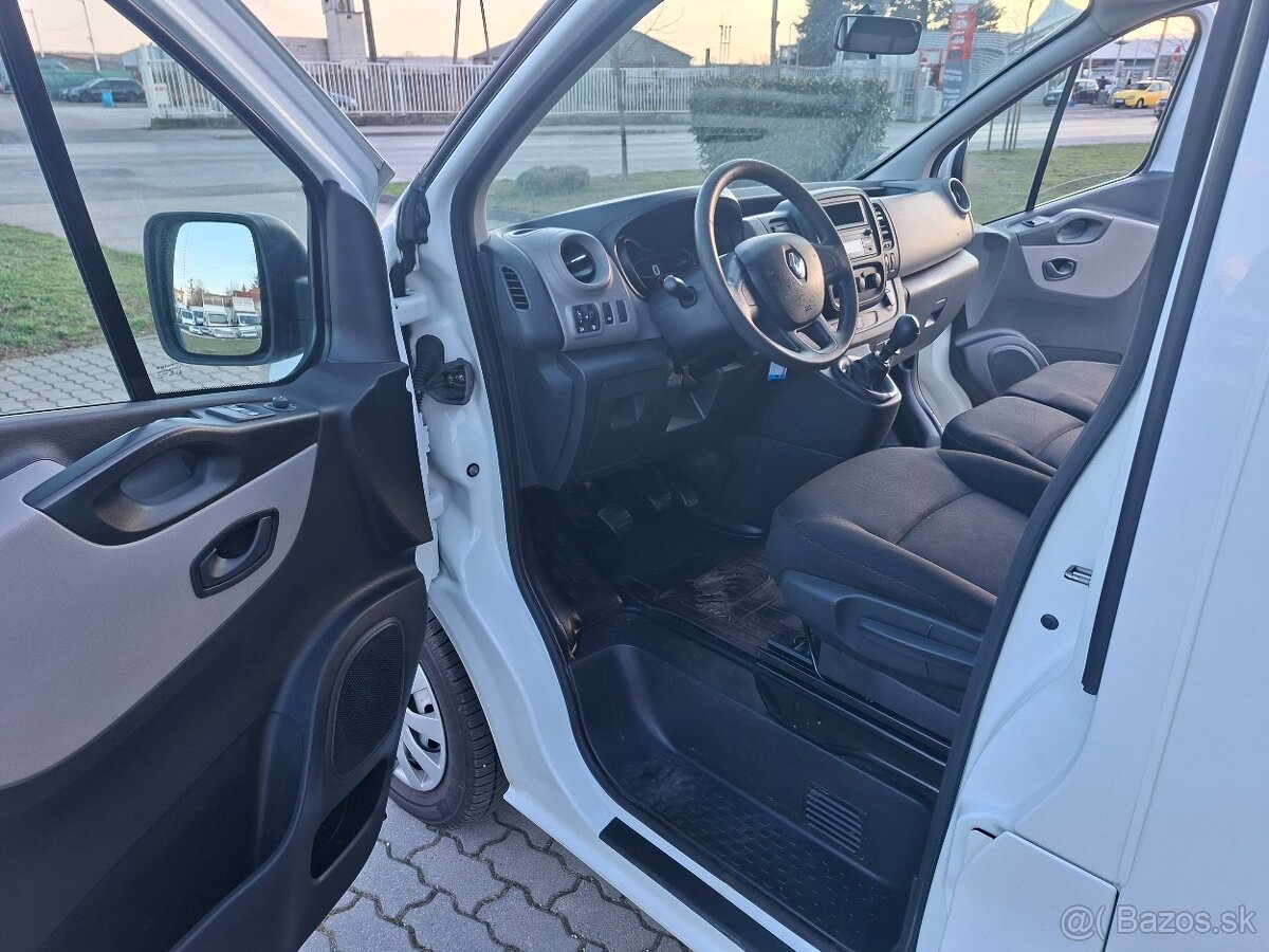 Renault Trafic 1.6 dCi 6 miest - 12