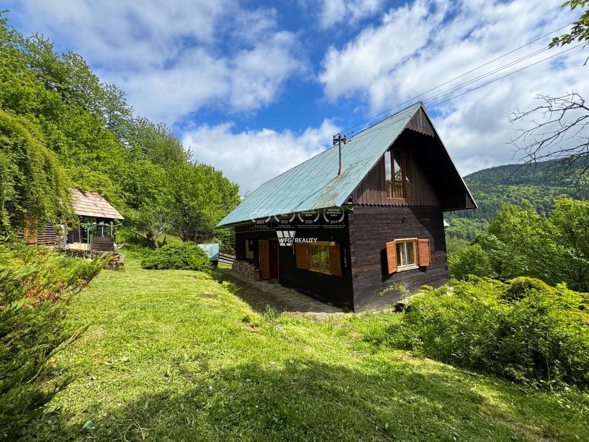 Drevenica v krásnej prírode – Horná Mariková /676 m2/ - 12