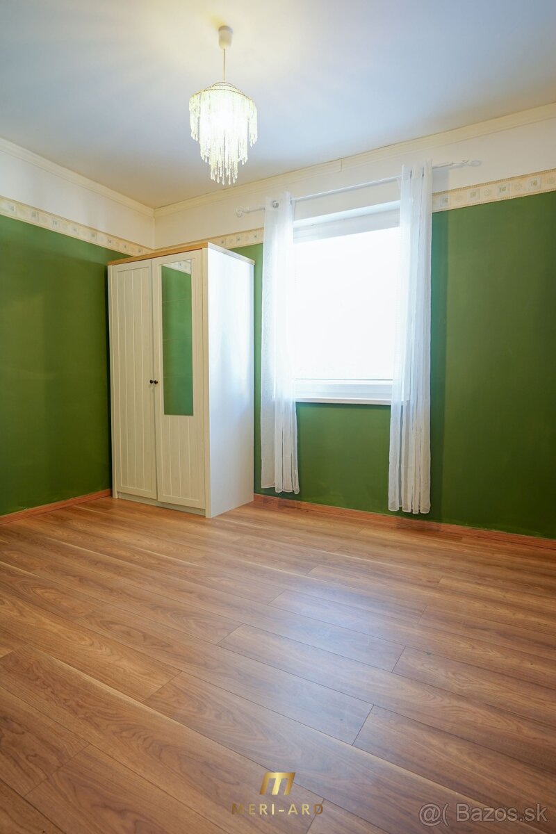 Na predaj 3-izbový rodinný dom so zimnou záhradou Rajka - 12