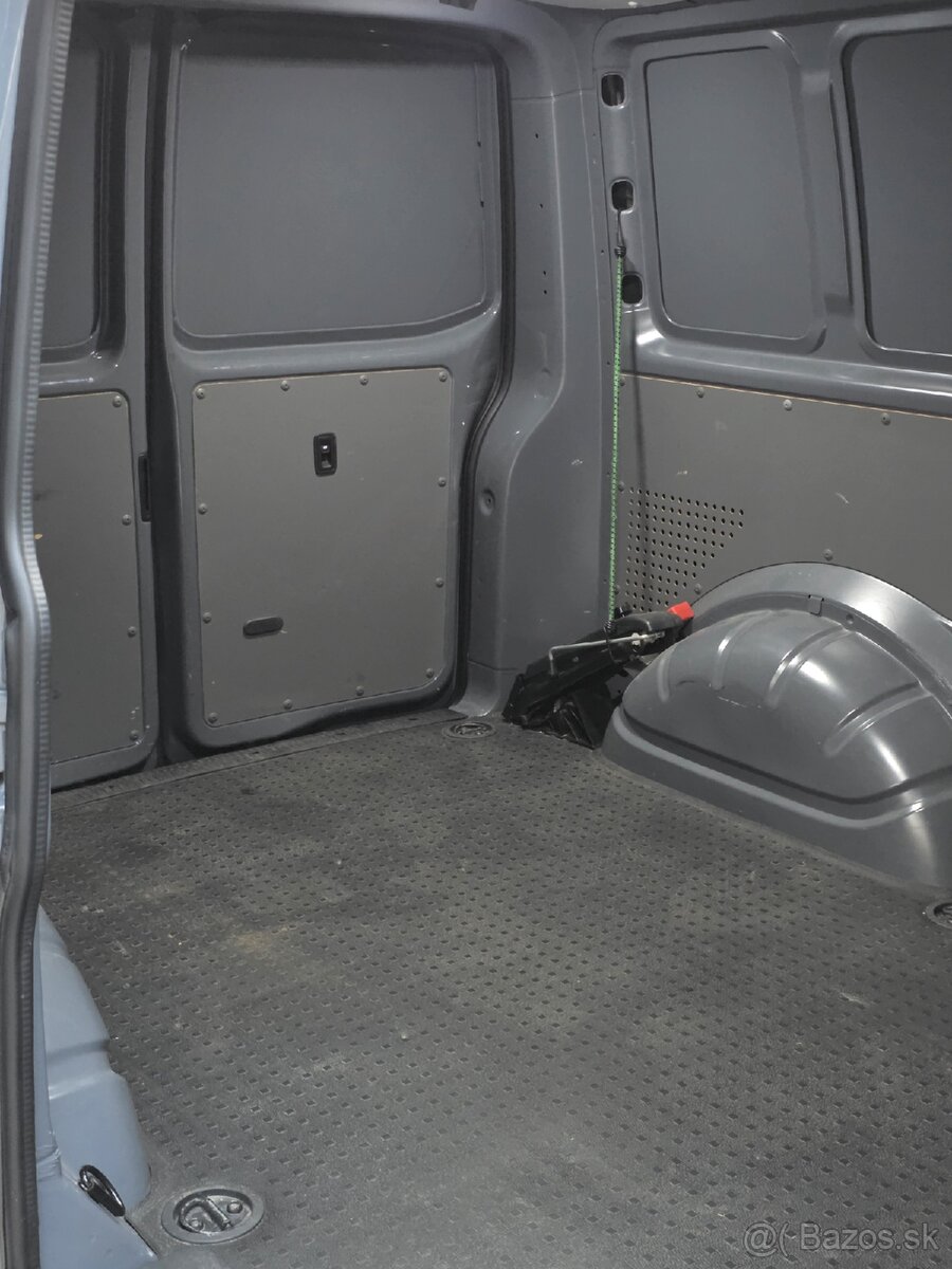 Volkswagen Transporter T6.1 2.0 TDI 110 kW 2021 odpočet DPH - 12