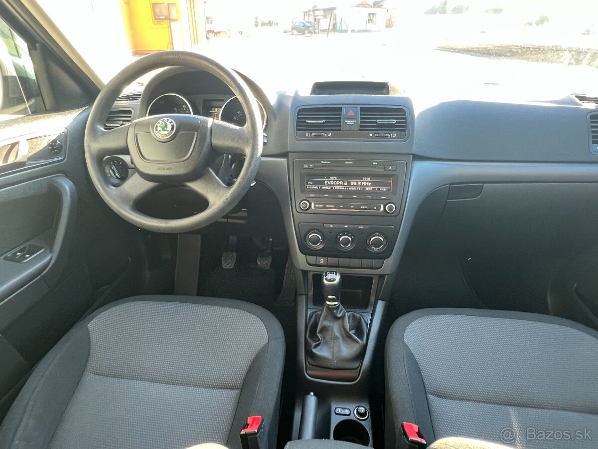 Škoda Yeti 1.2 TSi ACTIVE - 12