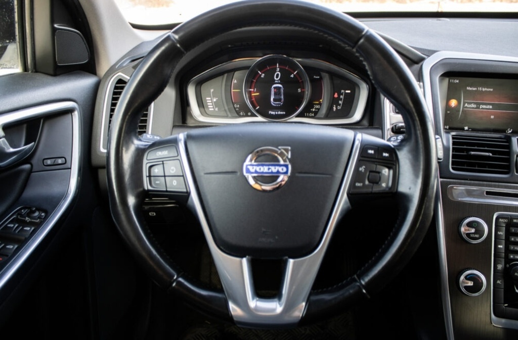 Volvo XC60 140kW (2015) - 12