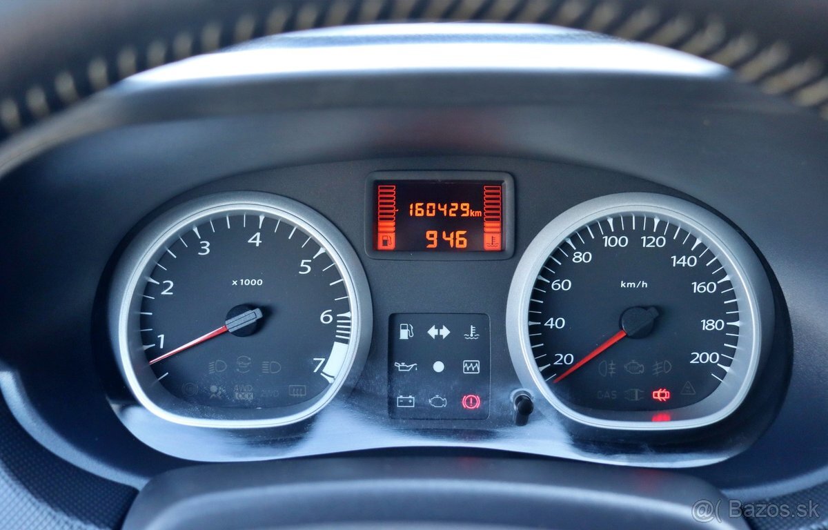 Dacia Duster 1.6 ie Laureate - 12