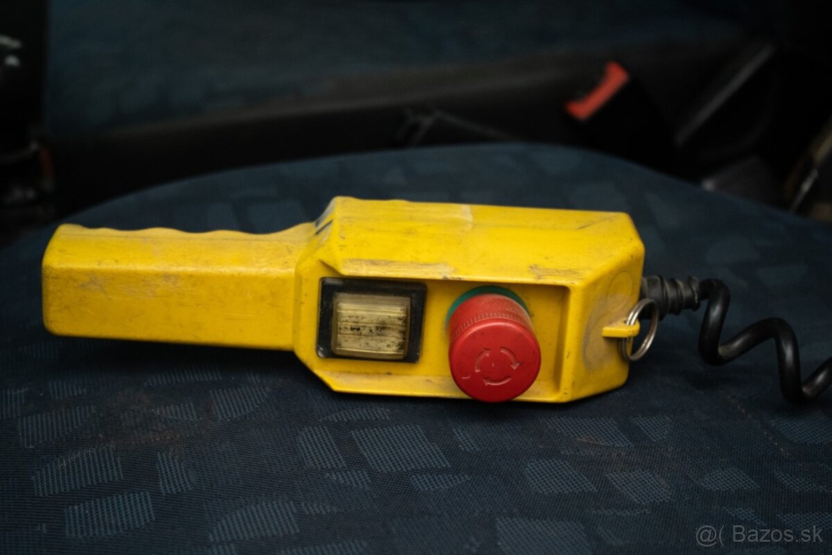 Iveco Daily 35C13 2.8 92kw 3stranný sklapač - 12