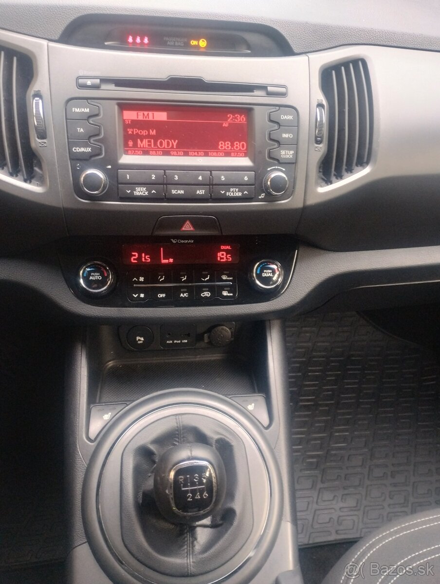 Kia Sportage 1.7crdi - 12