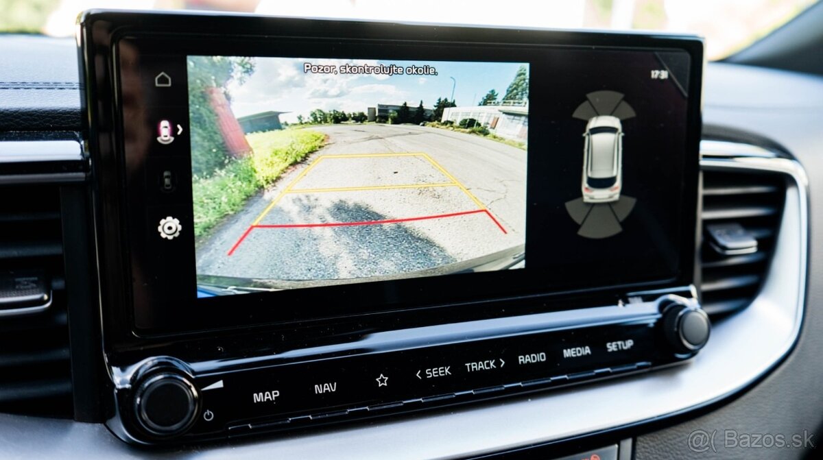 Kia Ceed SW 1.5 T-GDi GT-Line - 12