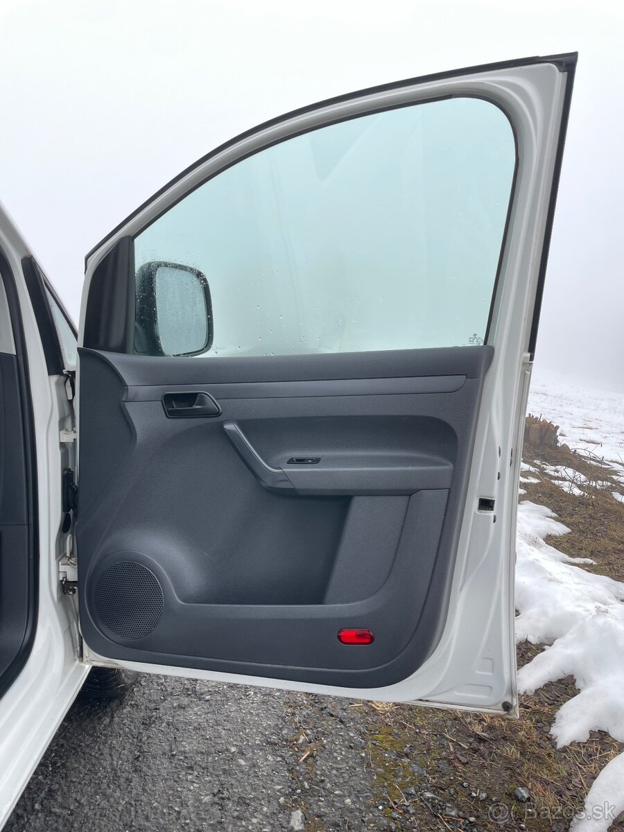 ✅Volkswagen Caddy 1.6 TDI - 12