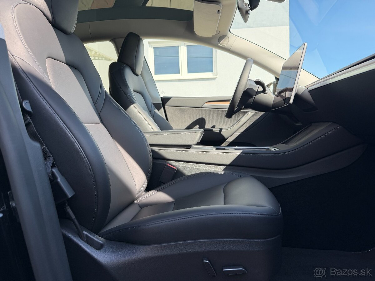Tesla Model Y Long Range Dual Motor, DPH, Záruka - 12