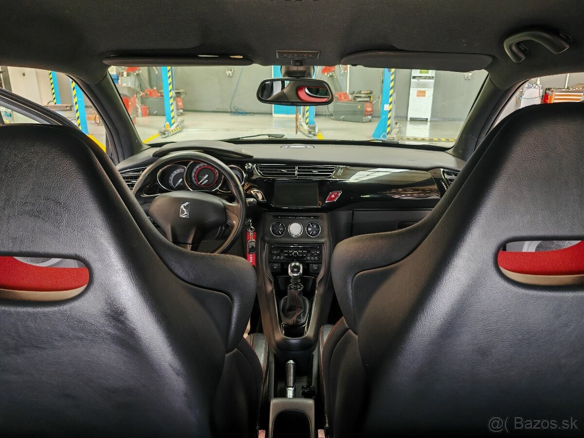 CITROEN DS3 RACING - 12