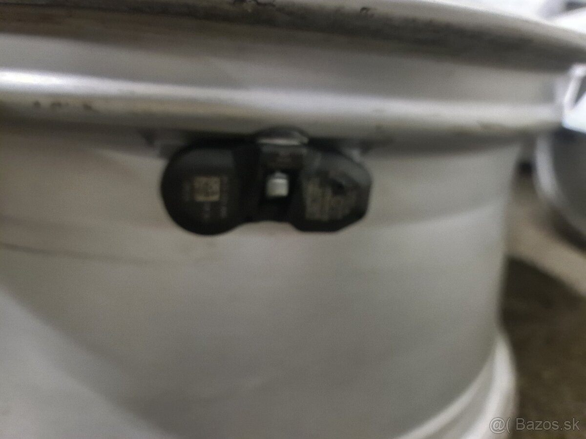 5X130 R17 VW TOUAREG DISKY. - 12