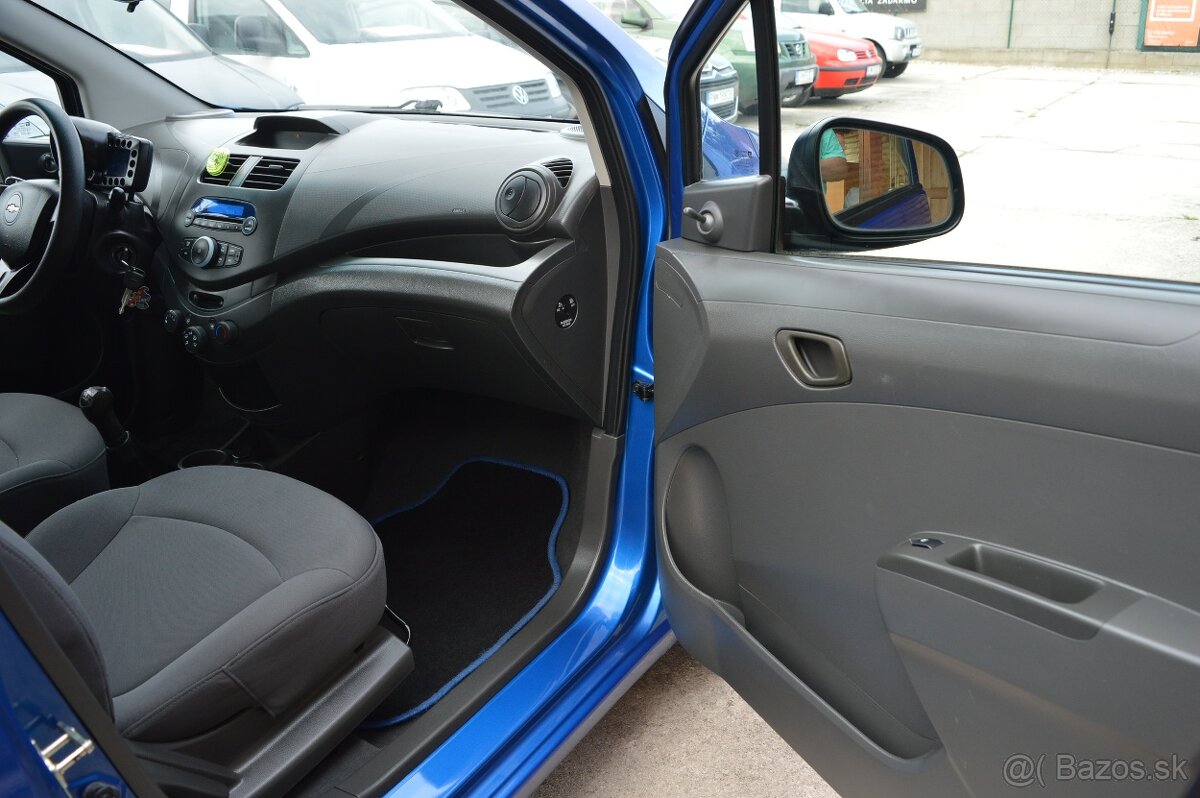 SPARK 1,0 16V 50kW M5 benzín rok 2011 - 12