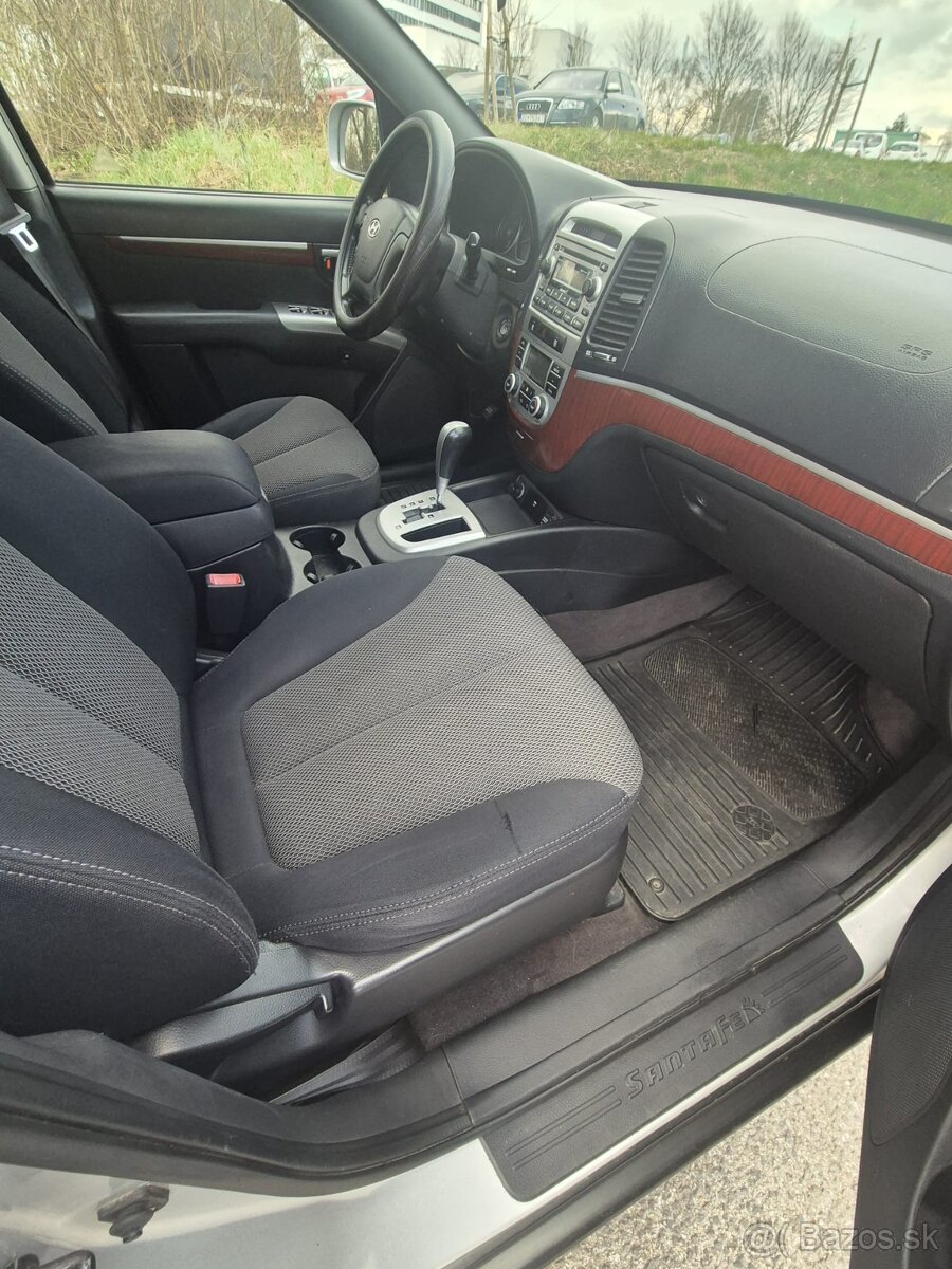 Predám Hyundai Santa Fe 2.2CDRi - 12