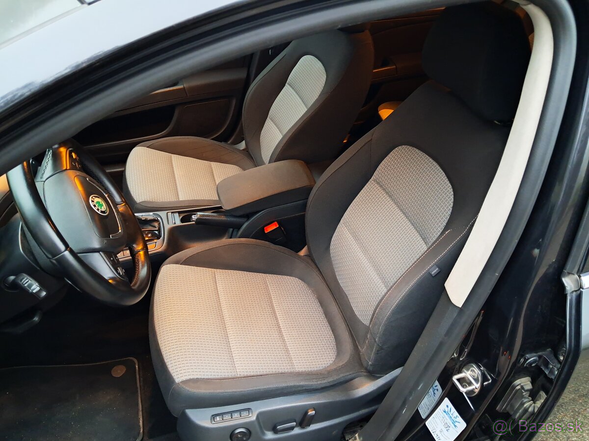 Skoda Superb combi 2.0tdi - 12