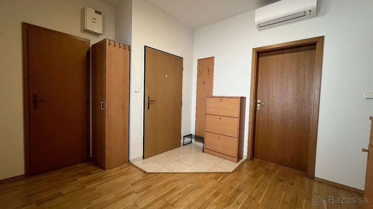 Realitný kancelária REALADR s.r.o. - 12