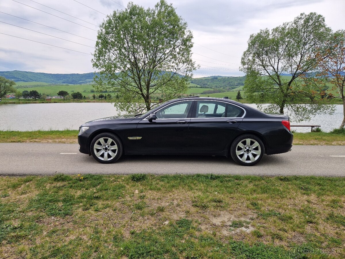 BMW 730 D , F01 - 12