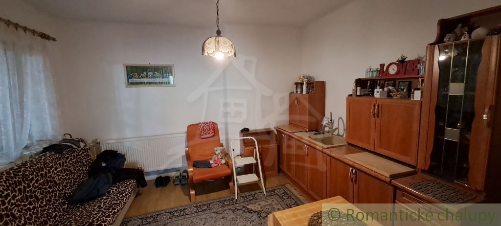 Rodinný dom v nádhernom prostredí pohoria Tribeč v obci Ho - 12