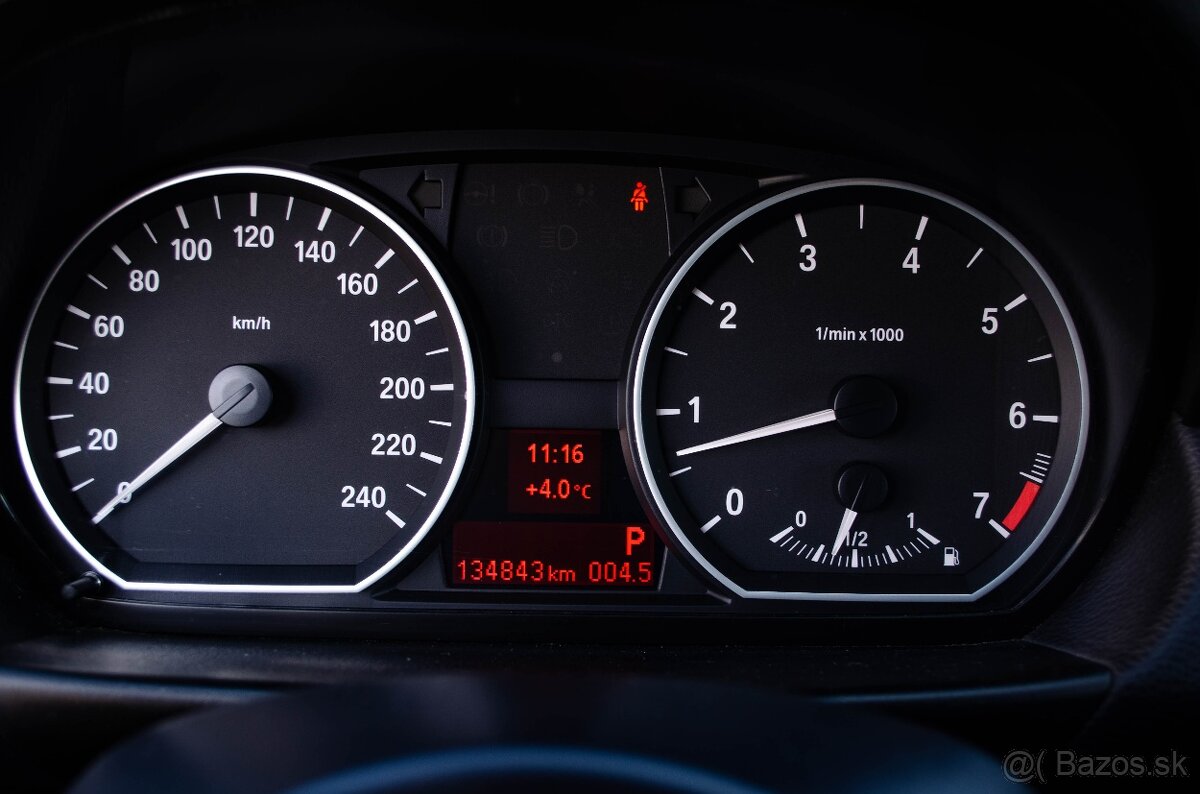 BMW Rad 1 116i A/T, 99kw,A6,5d - 12