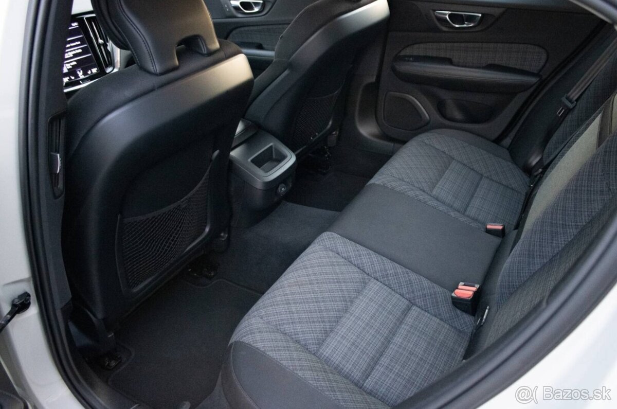 Volvo S60 B4 mHEV Plus Bright A/T, odpočet DPH - 12