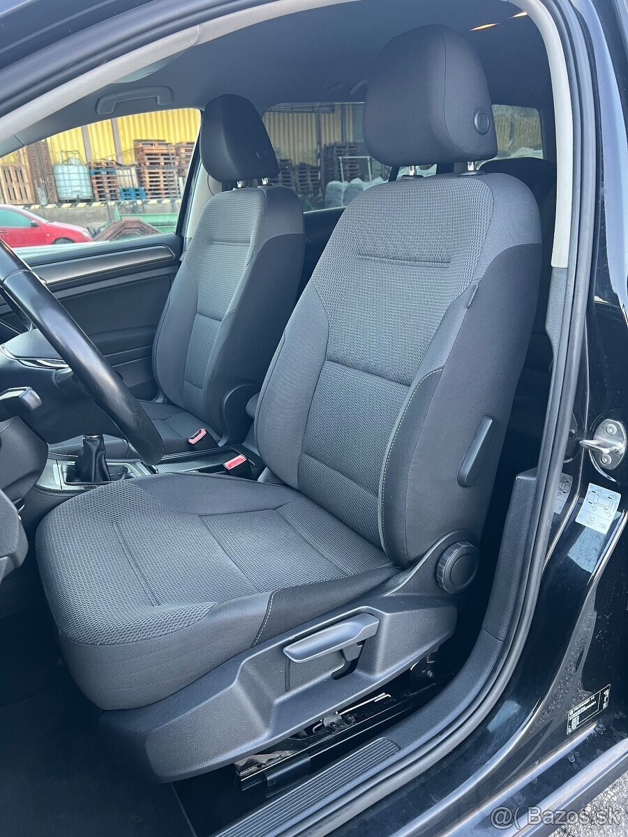 PREDÁM VW GOLF VII VARIANT 1.6TDi 81kW dovoz DE - 12