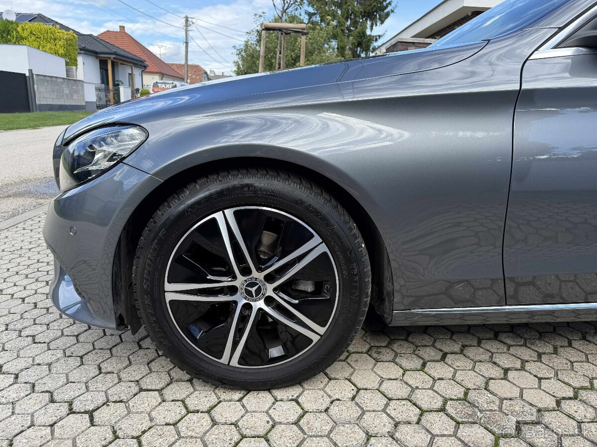 Mercedes-Benz C trieda Sedan Mercedes 200 d A/T - 12