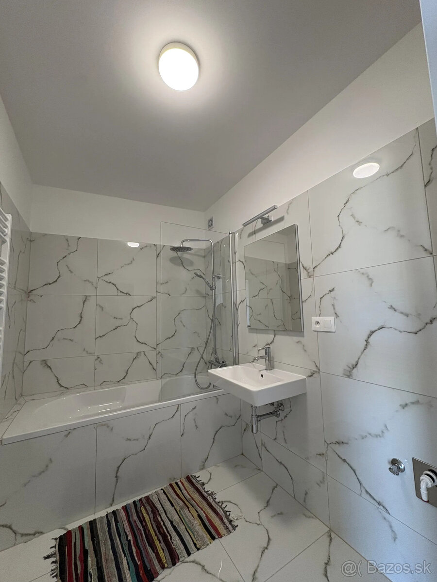 Moderné bývanie v centre mesta Trnava - 12