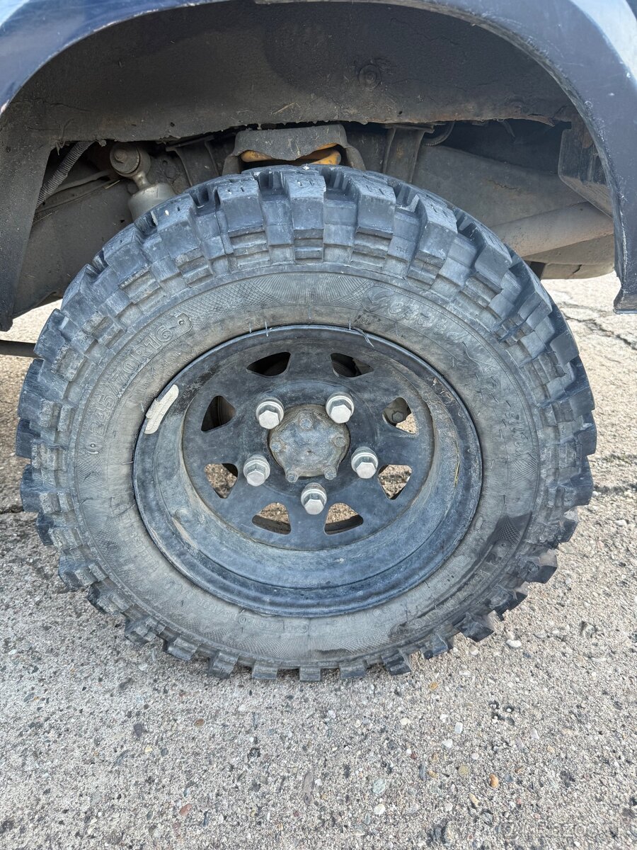 Land Rover Discovery I 3.9 V8 - 12