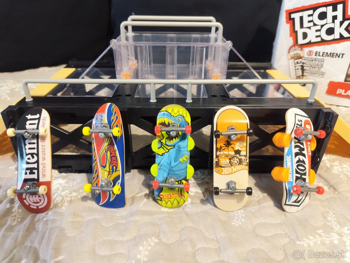 Tech Deck display fingerboard - 12