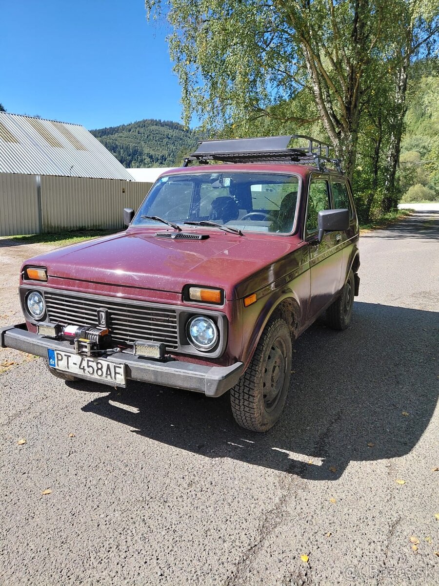 predam lada niva 1.7i - 12