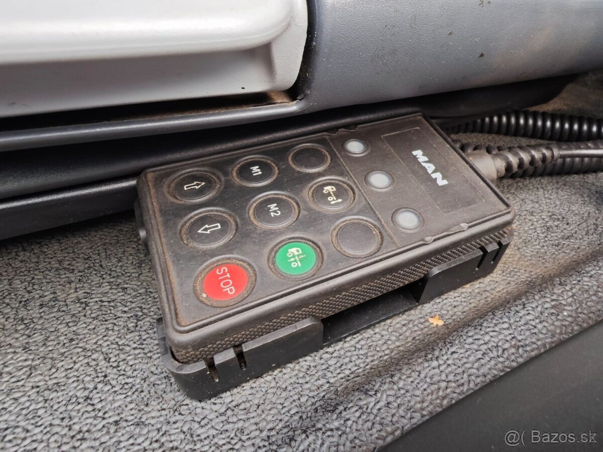 MAN TGL 12.180, NOVÝ 6t hákový nosič kontejnerů - 12