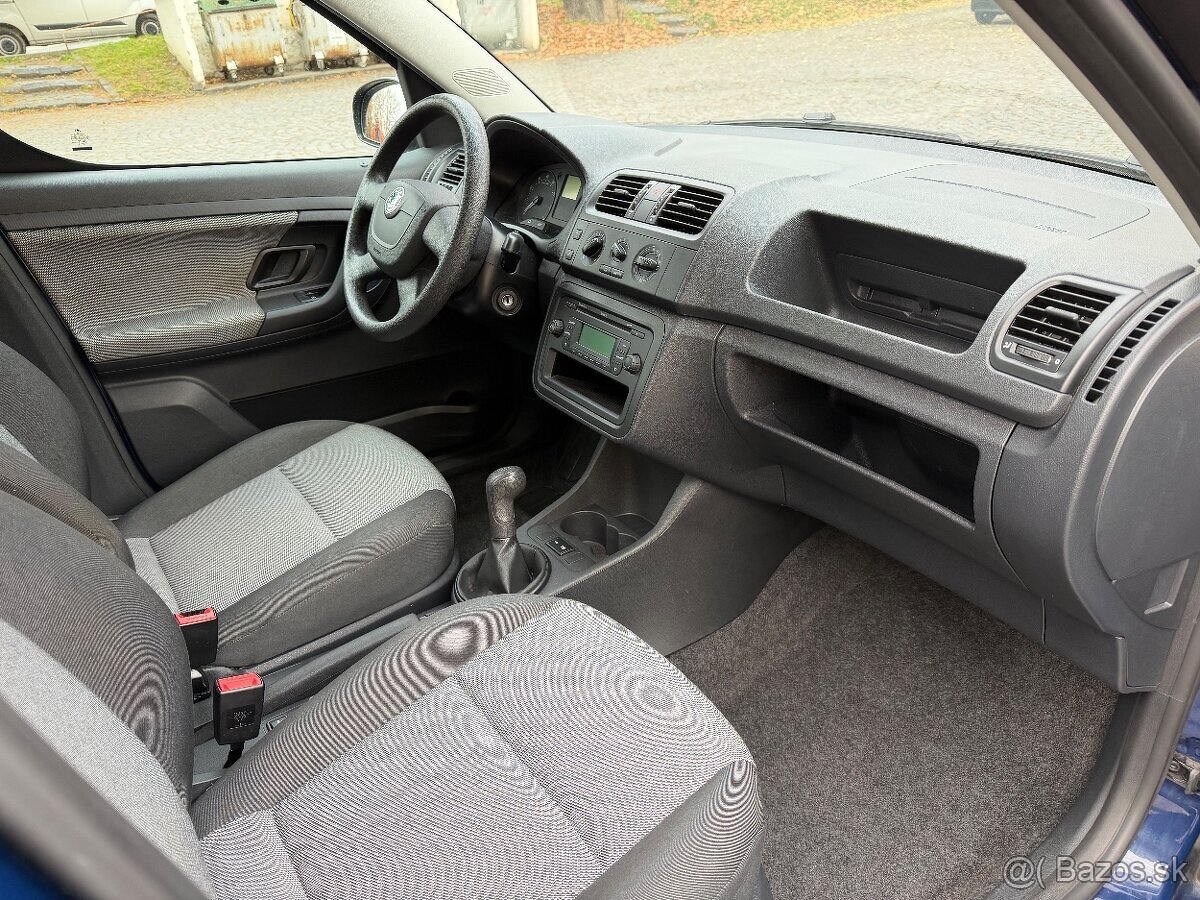 Škoda Roomster 1.2 HTP 12V Style - 12