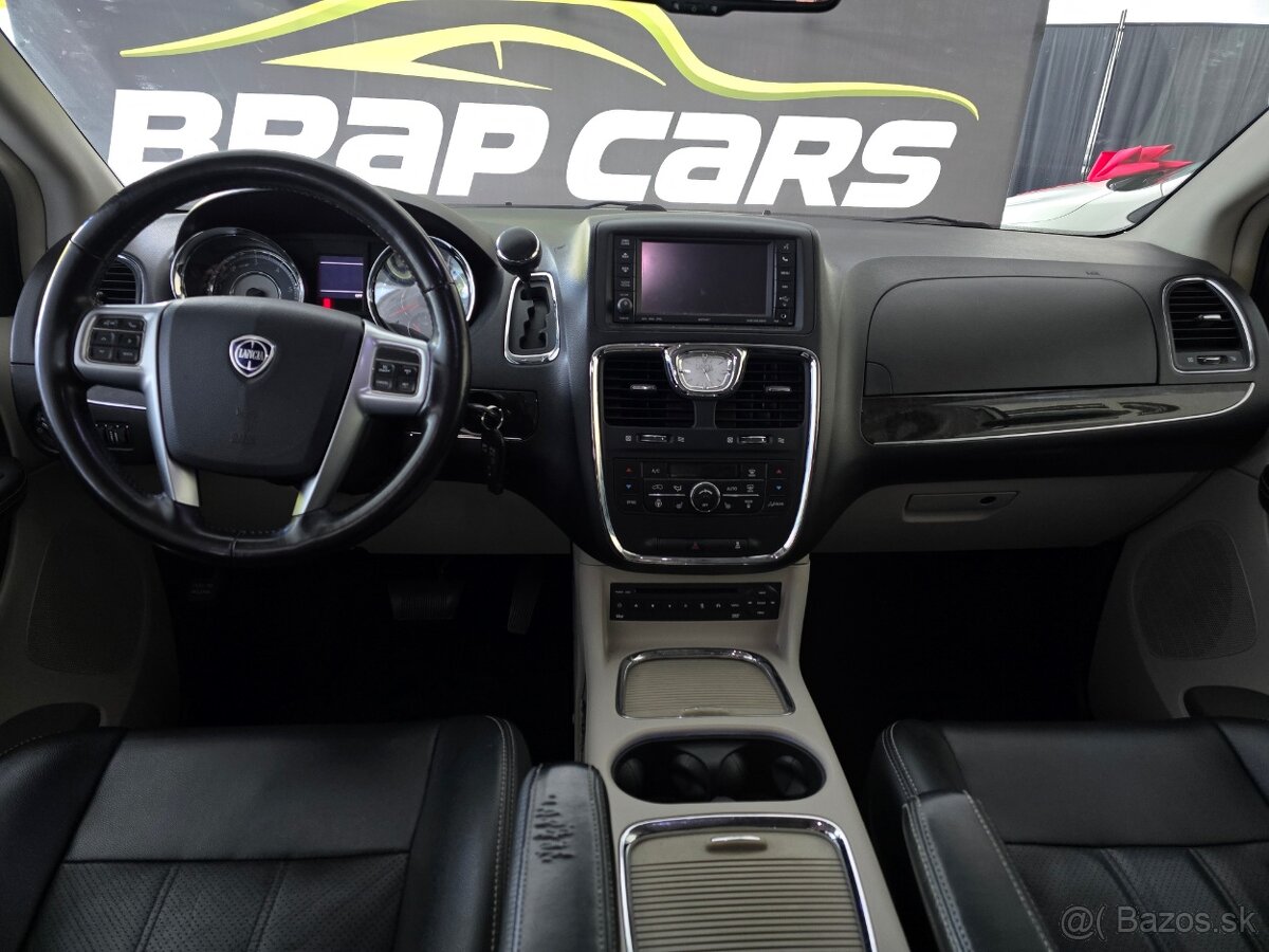 Lancia Voyager 2.8 CRD Gold - 12