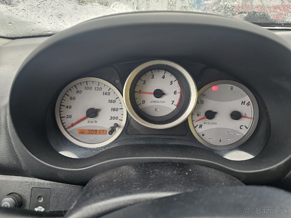 Toyota RAV 4 2.0 D-4D 4x4 Nová STK - 12