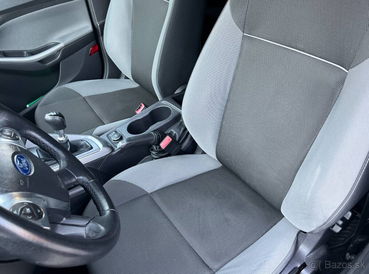 Ford Focus 1.6TDCi - 12