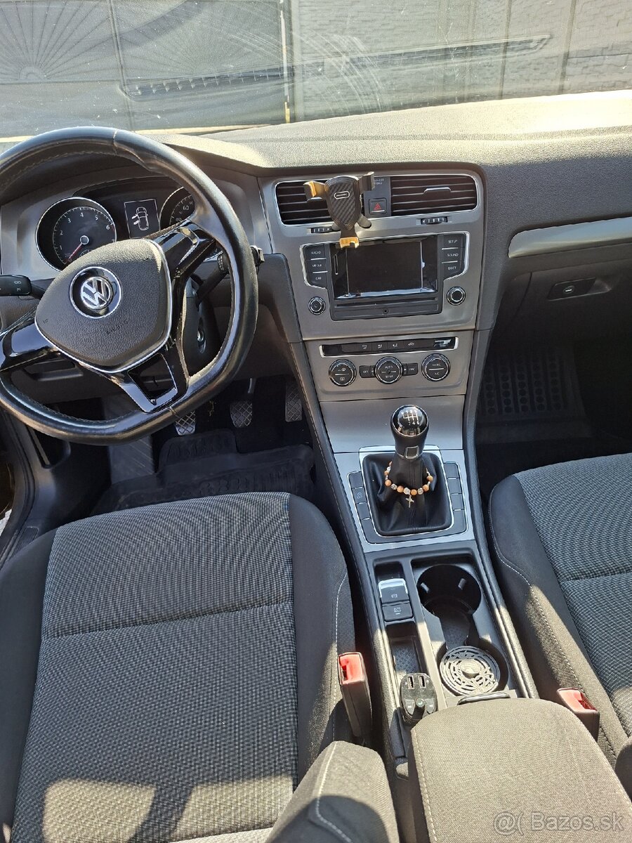 Golf 7 1,2 tsi 77KW - 12