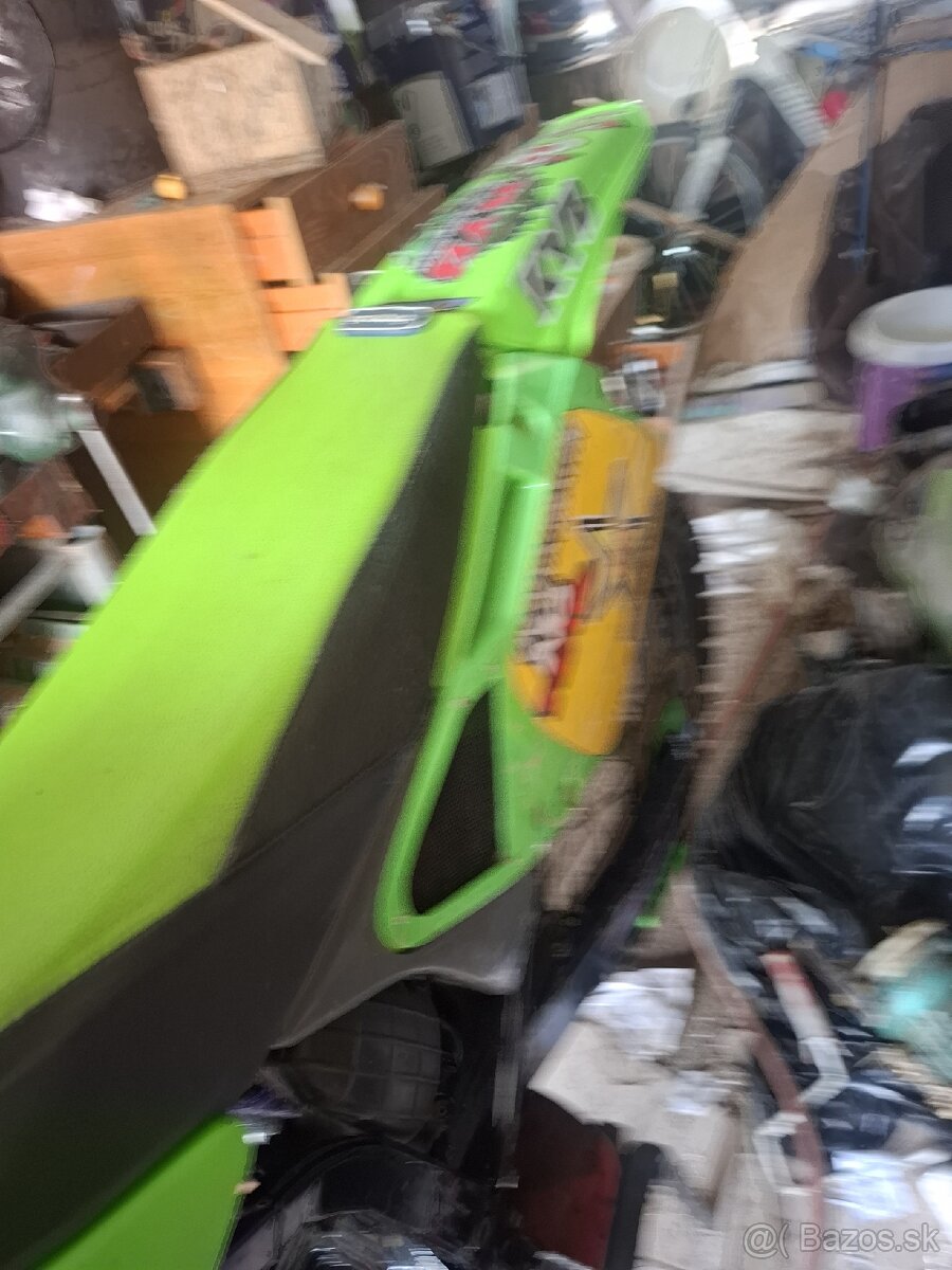 Kawasaki kx - 12