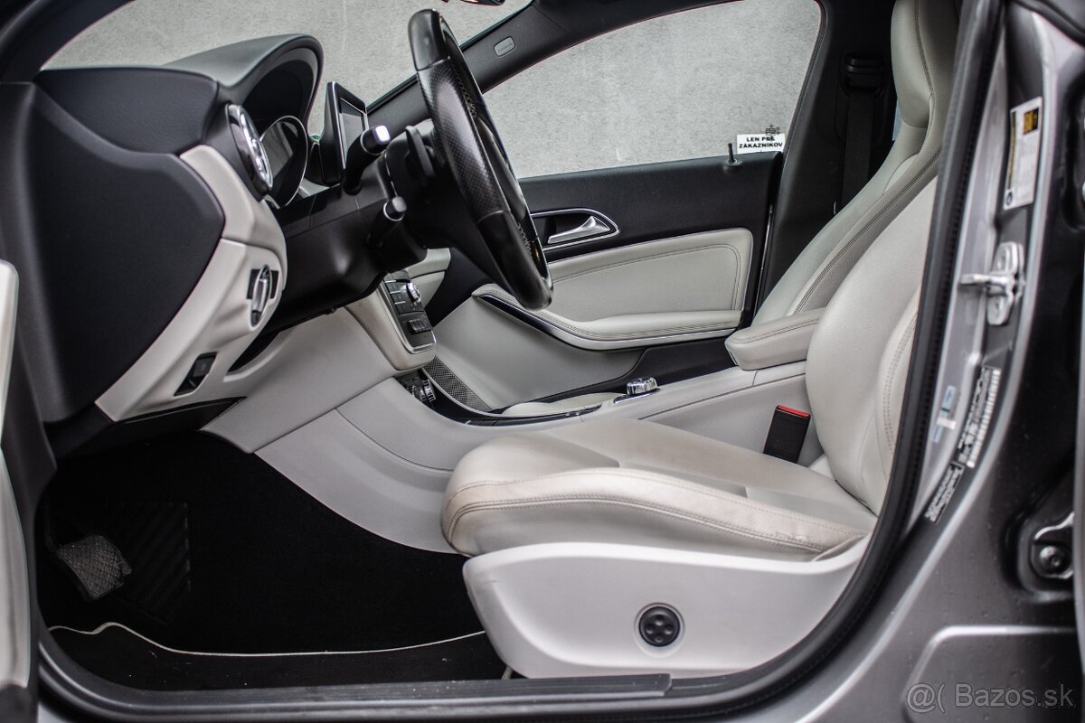 Mercedes-Benz CLA 250 4MATIC - 12