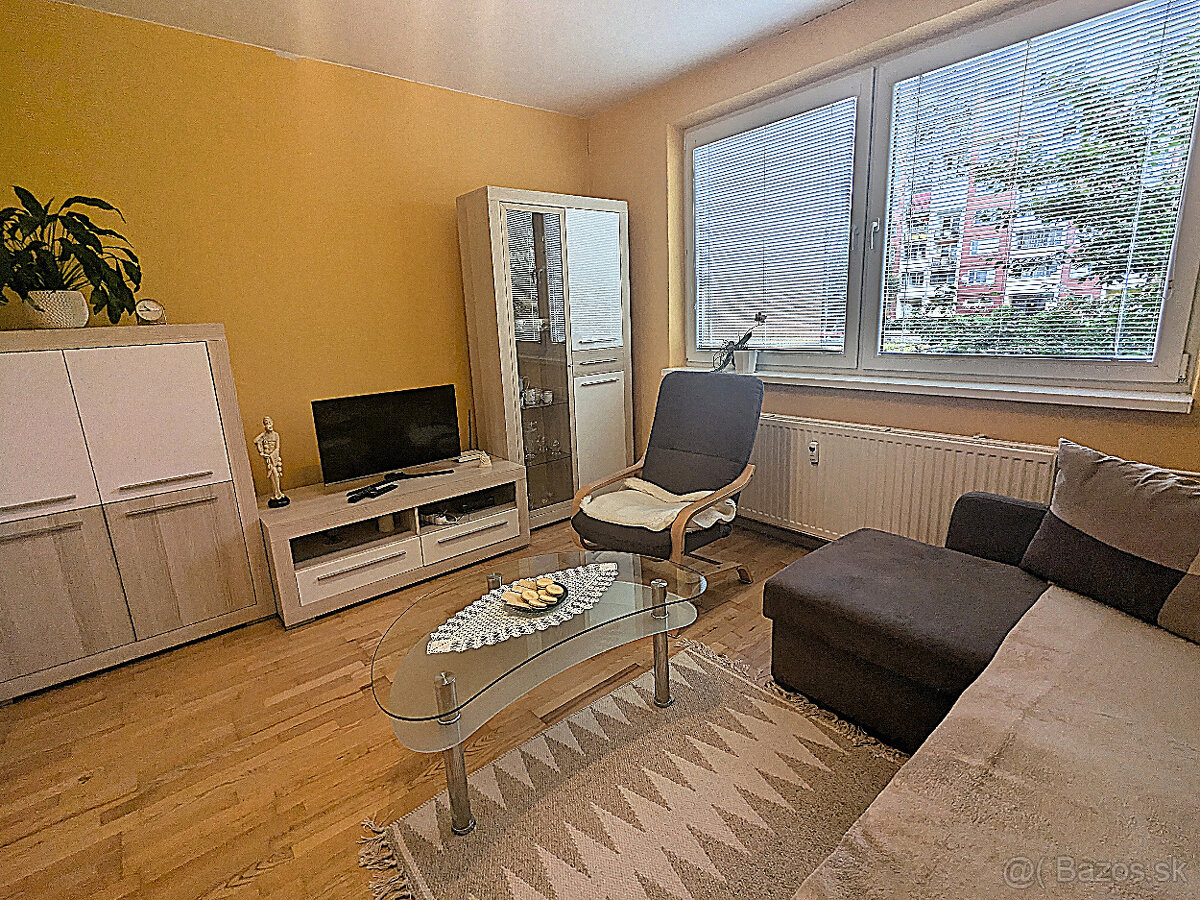 2 izbový Bukurešťská ul. OV, 2p Lo, kompletne rekonštruovaný - 12