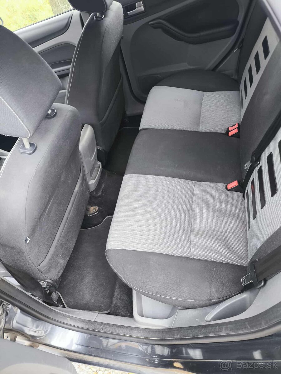 Ford focus 1.6tdci - 12