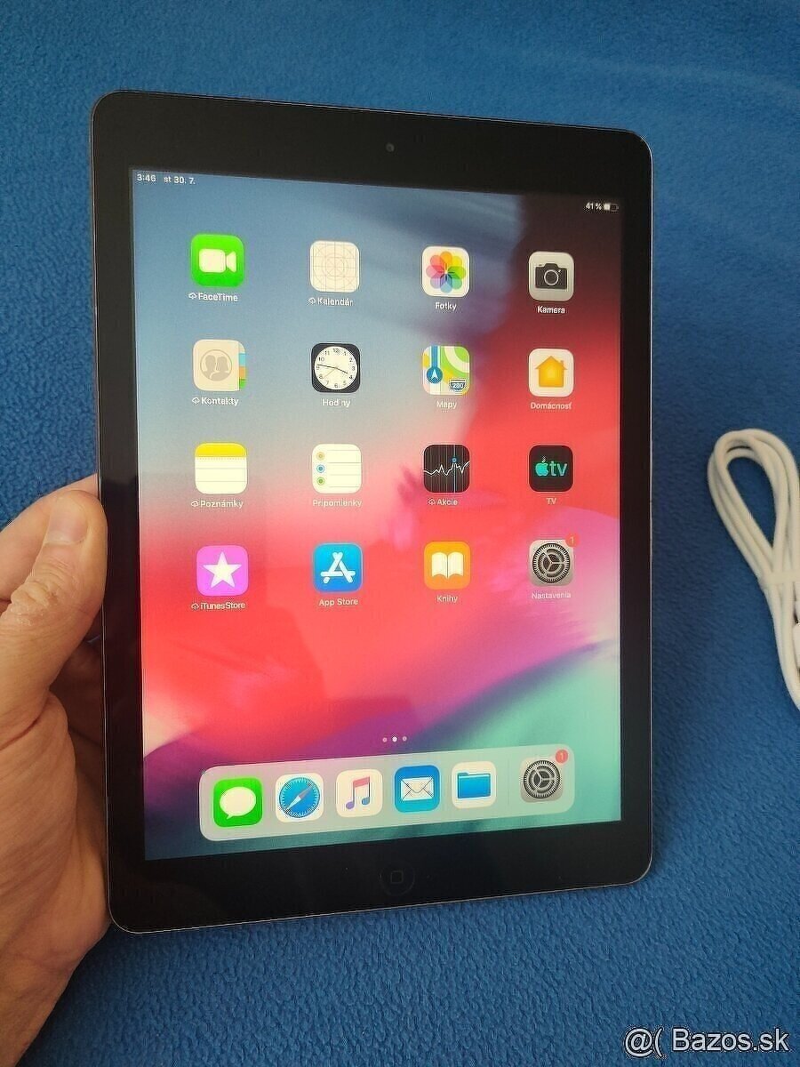 Apple iPad Air 16GB - 12