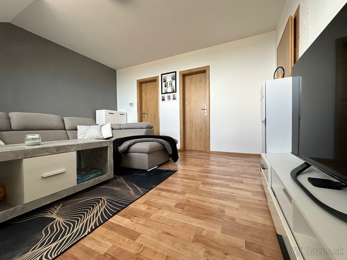 Horný Slavkov,2 izbový byt,90 m2 priamo pod Vysokými Tatrami - 12