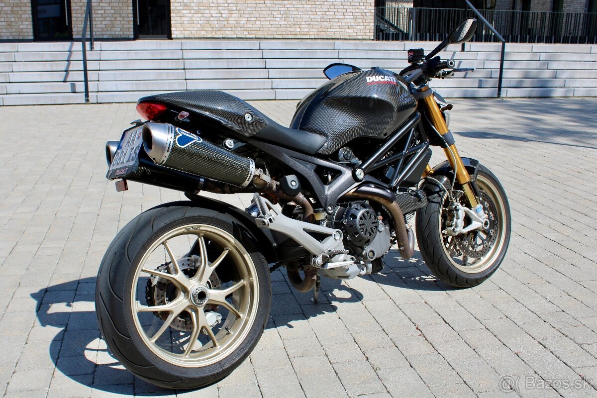 Ducati Monster 1100S - 12