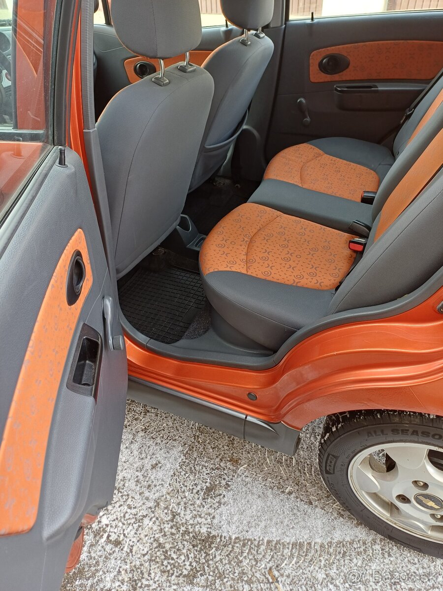 Chevrolet Spark - klíma - 69 000 Km - Nová STK EK - 12