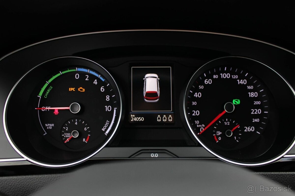 Volkswagen Passat Variant GTE 1.4 TSI DSG - 12